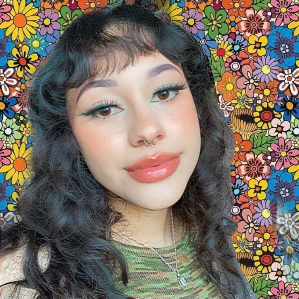 Meet your Posher, Valeria
